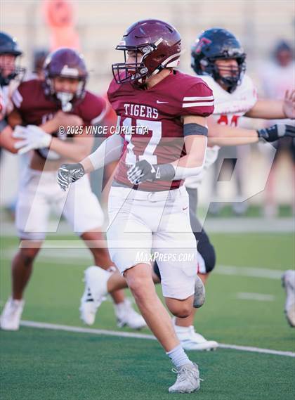 Thumbnail 3 in FR: Lake Travis @ Dripping Springs (Freshman White) photogallery.