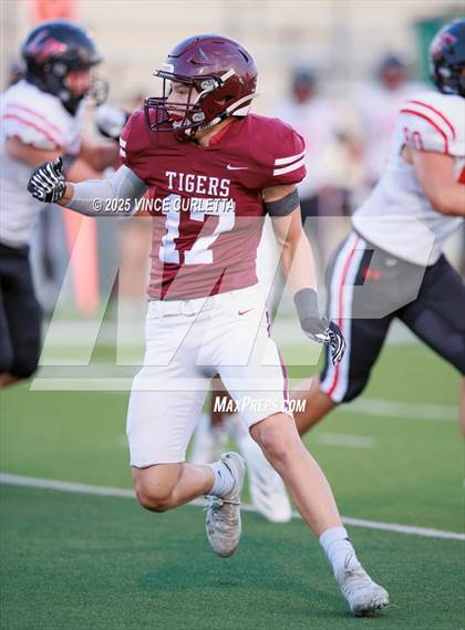 Thumbnail 1 in FR: Lake Travis @ Dripping Springs (Freshman White) photogallery.