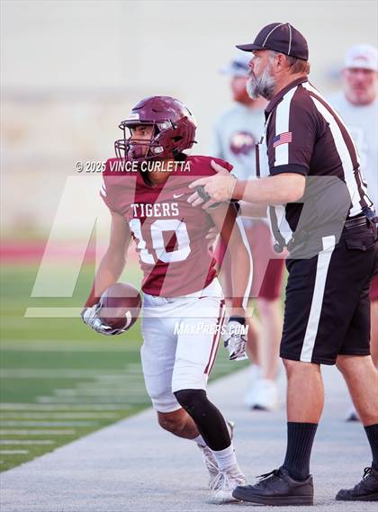 Thumbnail 3 in FR: Lake Travis @ Dripping Springs (Freshman White) photogallery.