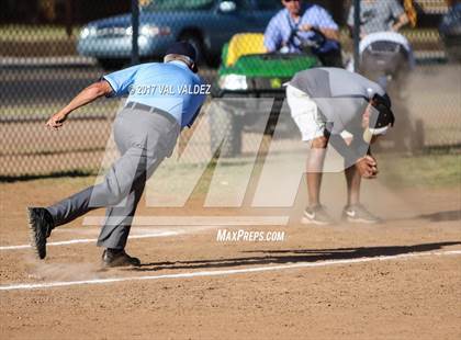 Thumbnail 1 in Pueblo @ Douglas photogallery.