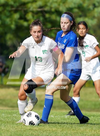 Thumbnail 1 in Indianapolis Bishop Chatard vs. Lawrence North (Plainfield Invite Game #1) photogallery.