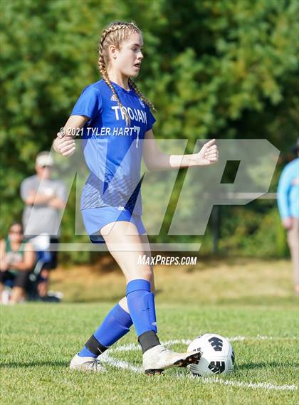 Thumbnail 2 in Indianapolis Bishop Chatard vs. Lawrence North (Plainfield Invite Game #1) photogallery.