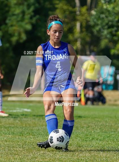 Thumbnail 2 in Indianapolis Bishop Chatard vs. Lawrence North (Plainfield Invite Game #1) photogallery.
