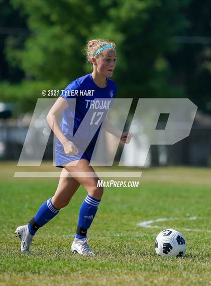Thumbnail 2 in Indianapolis Bishop Chatard vs. Lawrence North (Plainfield Invite Game #1) photogallery.