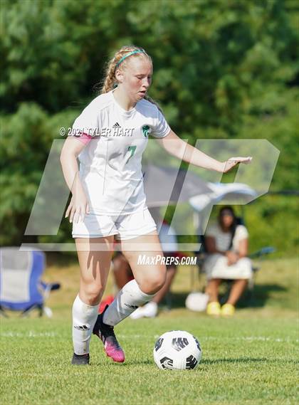 Thumbnail 3 in Indianapolis Bishop Chatard vs. Lawrence North (Plainfield Invite Game #1) photogallery.