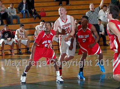 Thumbnail 1 in Roseville vs. Mira Loma (Mesa Verde Tournament) photogallery.