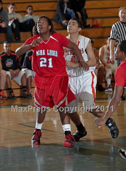 Thumbnail 1 in Roseville vs. Mira Loma (Mesa Verde Tournament) photogallery.