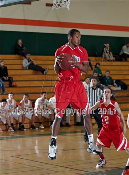 Thumbnail 1 in Roseville vs. Mira Loma (Mesa Verde Tournament) photogallery.