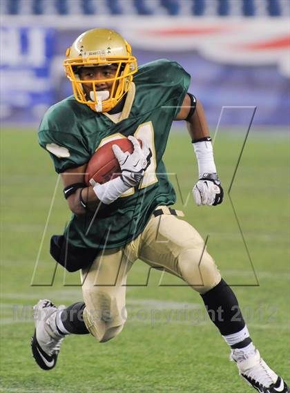 Thumbnail 1 in Bishop Feehan vs. Lynnfield (MIAA Division 3A East Final) photogallery.