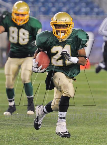 Thumbnail 2 in Bishop Feehan vs. Lynnfield (MIAA Division 3A East Final) photogallery.