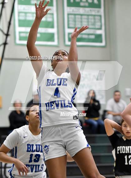 Thumbnail 3 in Pioneer vs. Davis (Steve Cauchi Ram Jam) photogallery.