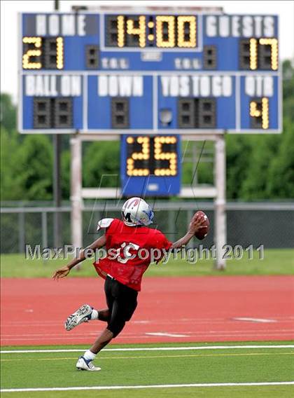 Thumbnail 2 in 22nd Annual West Central Illinois All-Star Game  photogallery.