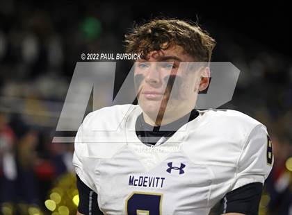 Thumbnail 2 in Aliquippa vs. Bishop McDevitt (PIAA 4A Championship) photogallery.
