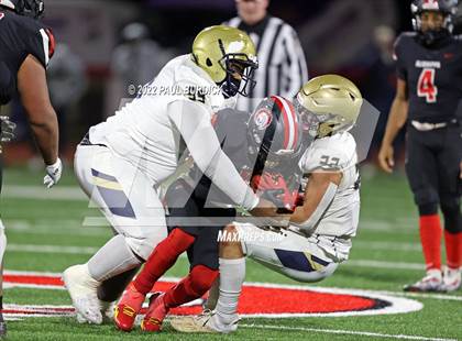 Thumbnail 3 in Aliquippa vs. Bishop McDevitt (PIAA 4A Championship) photogallery.