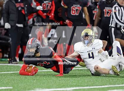 Thumbnail 2 in Aliquippa vs. Bishop McDevitt (PIAA 4A Championship) photogallery.