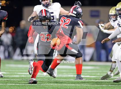 Thumbnail 2 in Aliquippa vs. Bishop McDevitt (PIAA 4A Championship) photogallery.