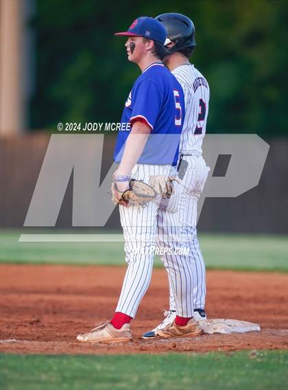 Thumbnail 1 in Grenada vs Center Hill (MHSAA 6A Round 2) photogallery.