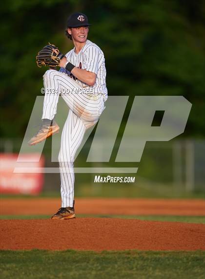 Thumbnail 1 in Grenada vs Center Hill (MHSAA 6A Round 2) photogallery.