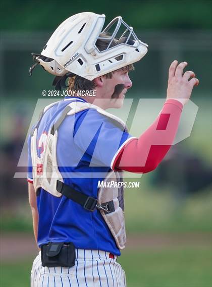 Thumbnail 2 in Grenada vs Center Hill (MHSAA 6A Round 2) photogallery.
