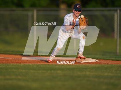 Thumbnail 3 in Grenada vs Center Hill (MHSAA 6A Round 2) photogallery.