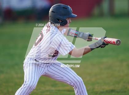 Thumbnail 1 in Grenada vs Center Hill (MHSAA 6A Round 2) photogallery.