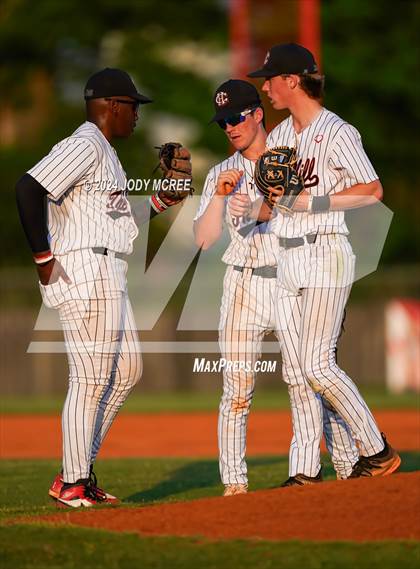 Thumbnail 3 in Grenada vs Center Hill (MHSAA 6A Round 2) photogallery.