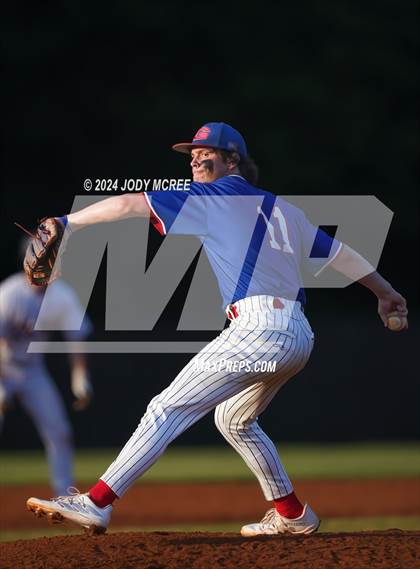 Thumbnail 2 in Grenada vs Center Hill (MHSAA 6A Round 2) photogallery.