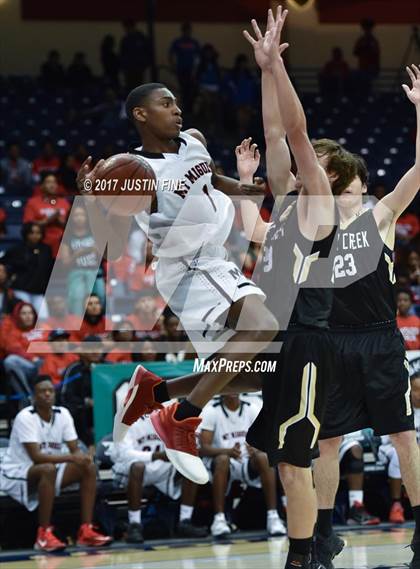 Thumbnail 2 in Sage Creek vs. Mount Miguel (CIF San Diego Division III Final) photogallery.