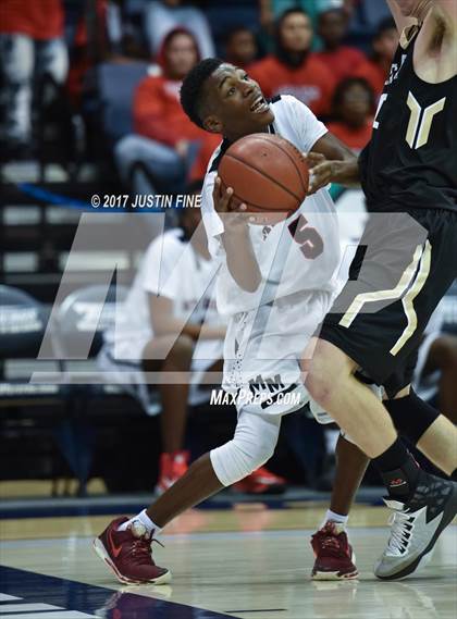 Thumbnail 2 in Sage Creek vs. Mount Miguel (CIF San Diego Division III Final) photogallery.