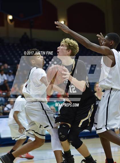 Thumbnail 1 in Sage Creek vs. Mount Miguel (CIF San Diego Division III Final) photogallery.