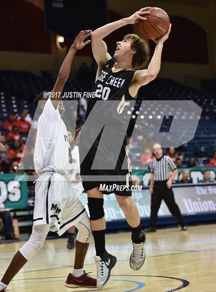 Thumbnail 1 in Sage Creek vs. Mount Miguel (CIF San Diego Division III Final) photogallery.