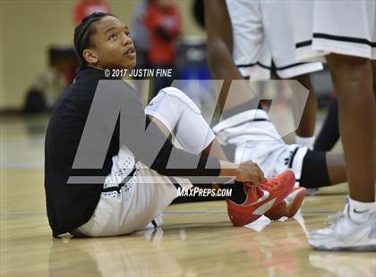 Thumbnail 3 in Sage Creek vs. Mount Miguel (CIF San Diego Division III Final) photogallery.