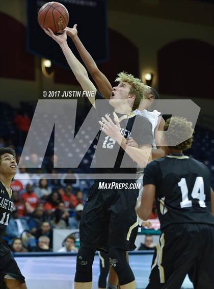 Thumbnail 3 in Sage Creek vs. Mount Miguel (CIF San Diego Division III Final) photogallery.