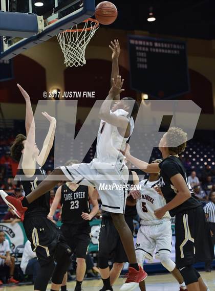 Thumbnail 1 in Sage Creek vs. Mount Miguel (CIF San Diego Division III Final) photogallery.