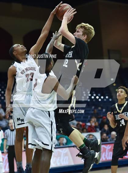 Thumbnail 2 in Sage Creek vs. Mount Miguel (CIF San Diego Division III Final) photogallery.