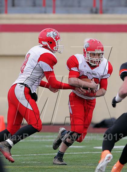 Thumbnail 2 in Redbank Valley vs Clarion Area (PIAA District 9 Class A Final) photogallery.