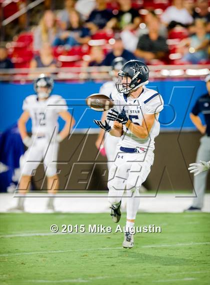 Thumbnail 3 in Lone Star @ Wakeland photogallery.
