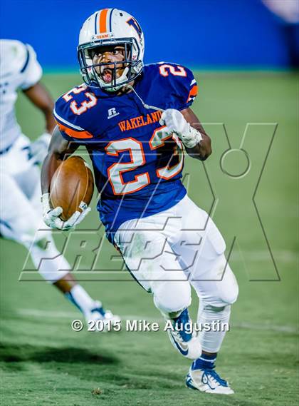 Thumbnail 2 in Lone Star @ Wakeland photogallery.