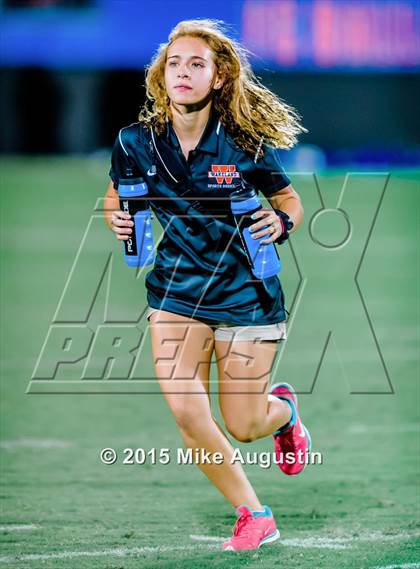 Thumbnail 2 in Lone Star @ Wakeland photogallery.