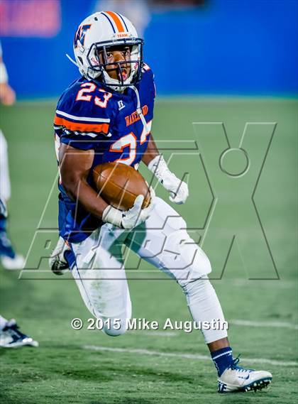 Thumbnail 1 in Lone Star @ Wakeland photogallery.