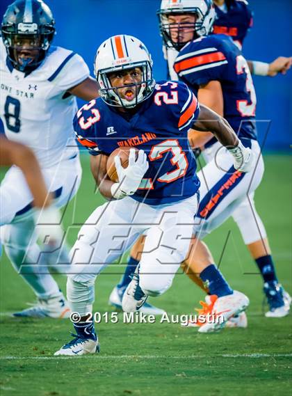 Thumbnail 2 in Lone Star @ Wakeland photogallery.