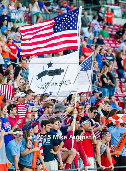 Thumbnail 1 in Lone Star @ Wakeland photogallery.