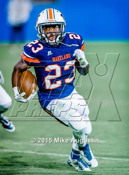 Thumbnail 2 in Lone Star @ Wakeland photogallery.