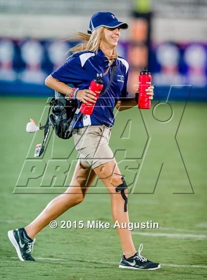 Thumbnail 3 in Lone Star @ Wakeland photogallery.
