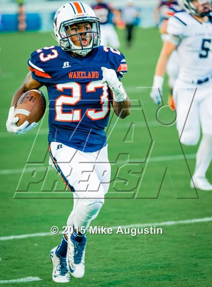 Thumbnail 2 in Lone Star @ Wakeland photogallery.