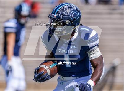 Thumbnail 3 in Fort Bend Travis @ Fort Bend Clements photogallery.