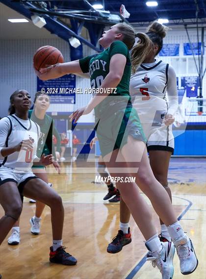 Thumbnail 3 in Liberty vs. Reedy (UIL 5A Girls Basketball Regional Quarterfinal) photogallery.