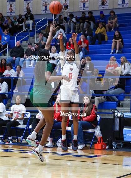 Thumbnail 3 in Liberty vs. Reedy (UIL 5A Girls Basketball Regional Quarterfinal) photogallery.