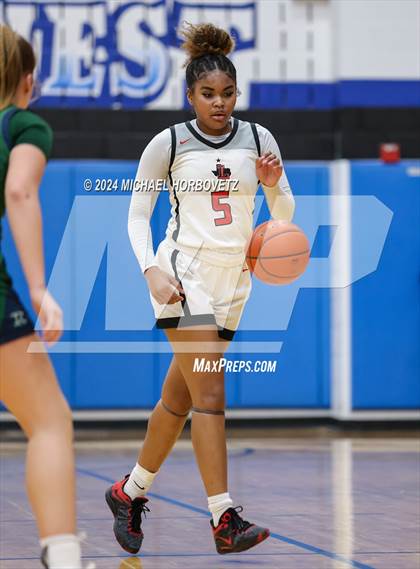 Thumbnail 2 in Liberty vs. Reedy (UIL 5A Girls Basketball Regional Quarterfinal) photogallery.