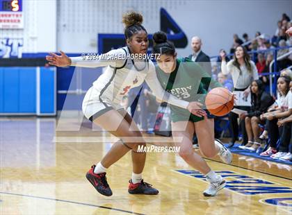 Thumbnail 2 in Liberty vs. Reedy (UIL 5A Girls Basketball Regional Quarterfinal) photogallery.